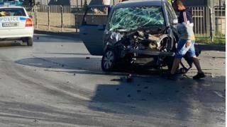 Брутална катастрофа в София: Джип отнесе кола, хора са хвърчели във въздуха СНИМКИ
