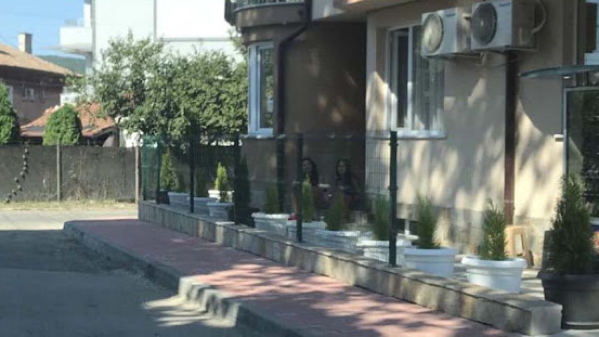 Разголени проститутки и секс стонове подлудиха Кърджали, страшно е! 18+
