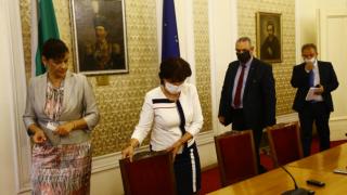 Първи реакции след срещата на ГЕРБ с НФСБ за Конституцията ВИДЕО