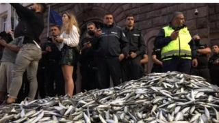 Андролова срази "Отровното трио" заради гнусната им изцепка в центъра на София БЛИЦ TV