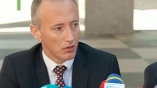 Вълчев с последни новини за новата учебната година НА ЖИВО