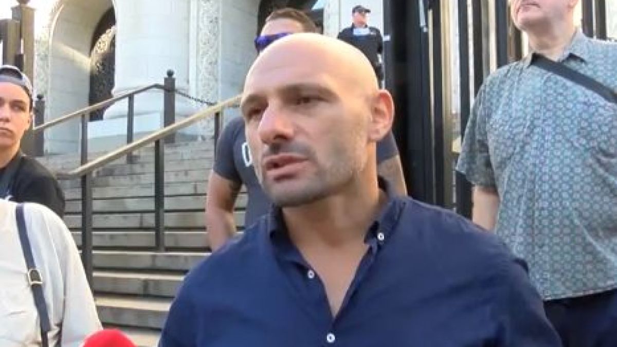 Стъки избухна заради нападението над д-р Мицева и призова Радев да излезе с юмрук, за да... БЛИЦ TV