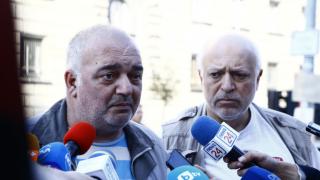 Протестираща: Наша петиция срещу Бабикян, търгуващ с лъжи, беше унищожена! 
