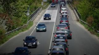 Извънредно от ЕП: Край с новите автомобили на бензин и дизел