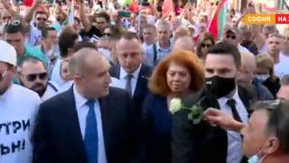 Радев освирепя, насъска гардовете си срещу Борисов СНИМКИ