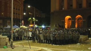 Ултраси от протеста готвят палеж на Партийния дом! ВИДЕО