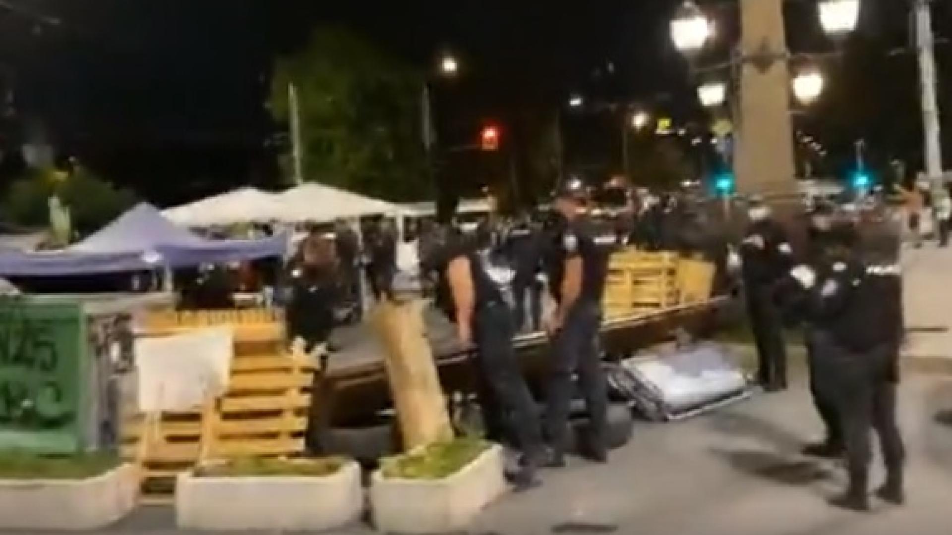 Полицията разчисти катуните на Орлов мост и Ректората, движението е възстановено!