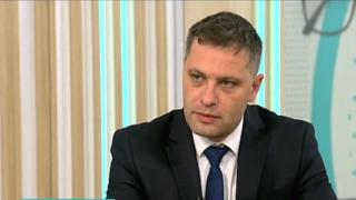 Сиди: Войната на институциите доведе до кръв по улиците
