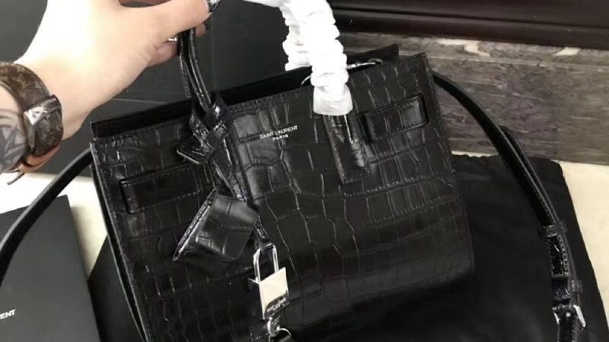 Унищожиха чанта за 19 бона заради липса на...