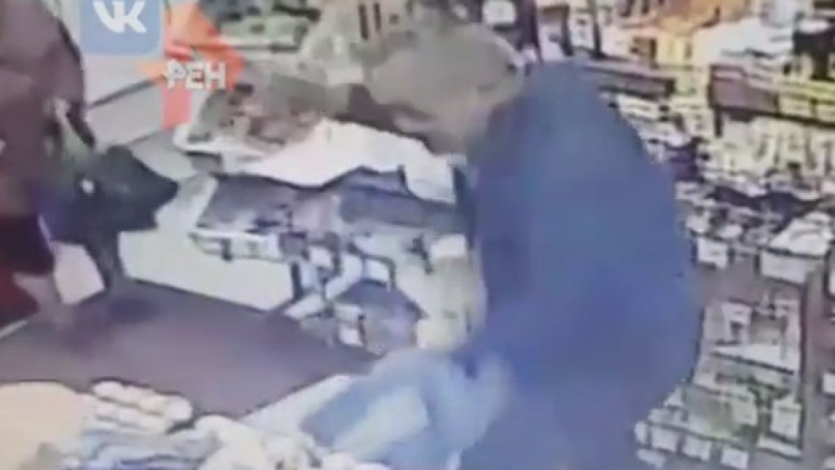 Зверско ВИДЕО 18+! Изрод наръга 13 пъти бившата си изгора 