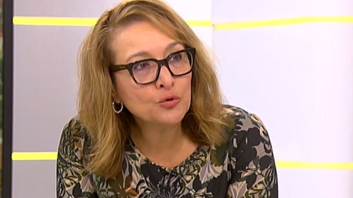 Проф. Христова: Протестът ще ескалира, защото Радев, Божков и Триото го дирижират към война ВИДЕО