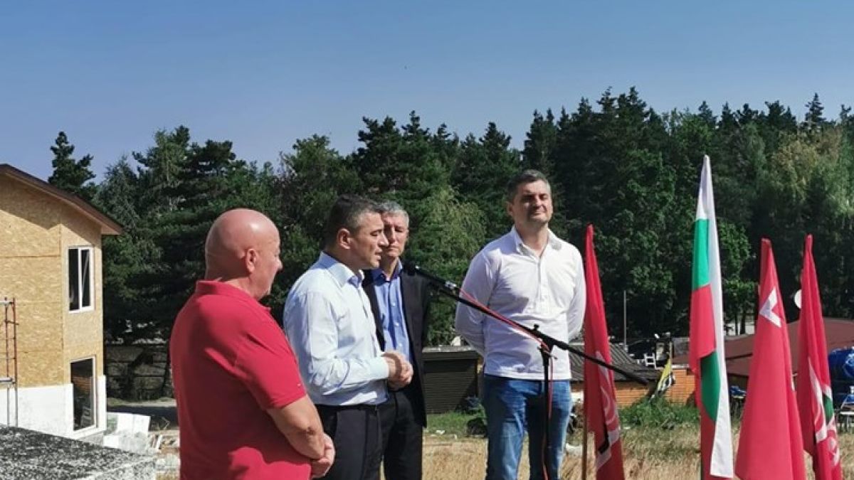 Георги Гергов от Копривките: Времето е трудно, смутно, рушат паметниците ни, разделят ни в партията 
