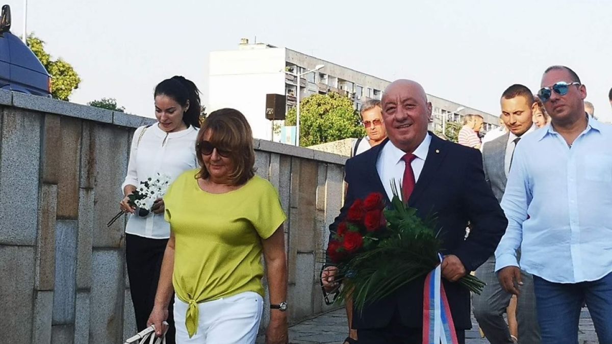 Пловдивските социалисти пред Братската могила: България възкръсна с 9-ти септември 