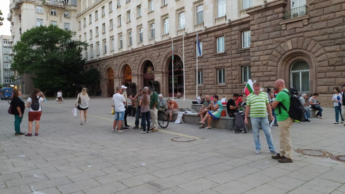 Такава жалка гледка на протеста не е имало СНИМКИ