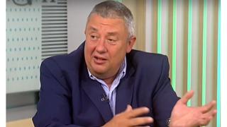 Илия Лазаров взриви с коментар за Борисов 