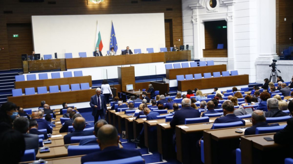 Мощен скандал в парламента заради Марешки!
