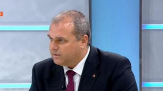 Депутат обясни кой стои зад екшъна в парламента