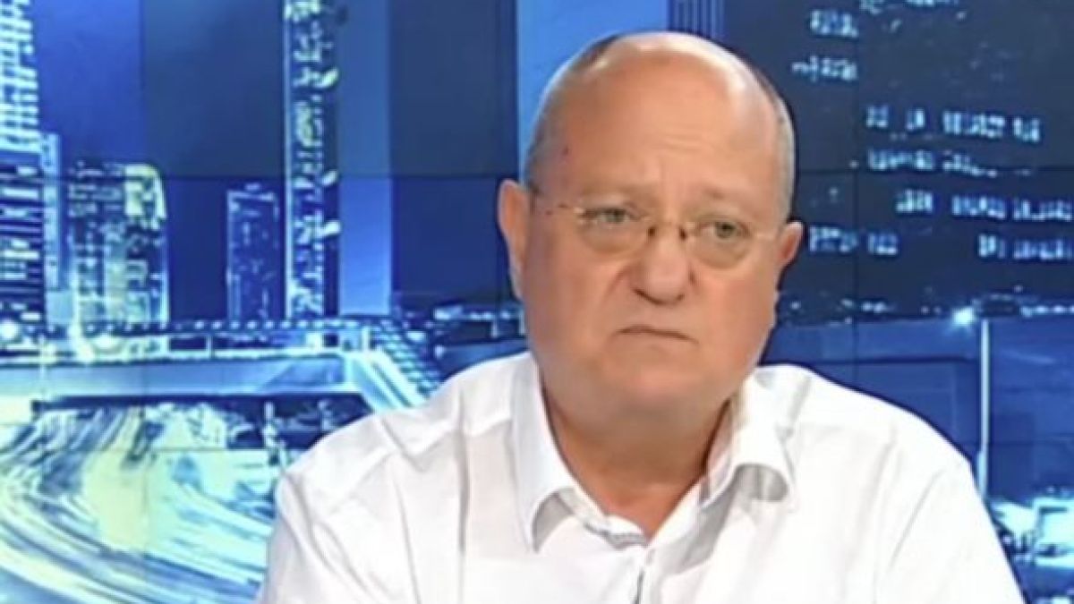 Бивш образователен министър с горещ коментар за коронакризата в училище 
