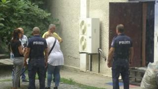 Ексклузивни разкрития за кошмара с асансьор в Благоевград 
