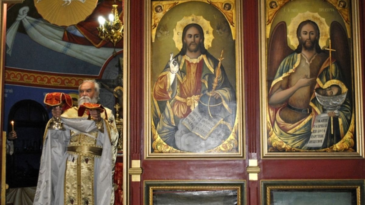Мистерията със смъртта на отец Ромил се задълбочава 