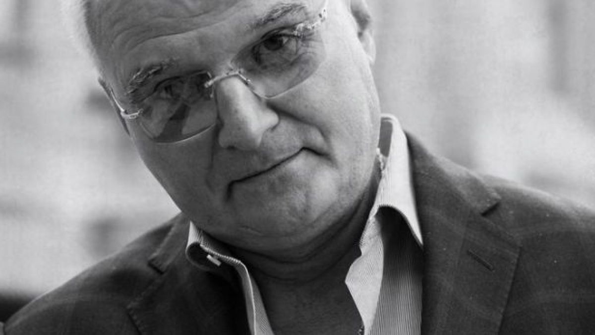 Разтърсващо прощално слово на Любен Дилов-син за Христо Сираков и стотиците жени в леглото му