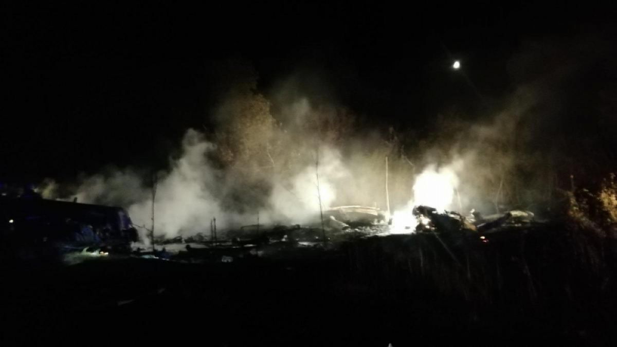Грешка на екипажа разбила Ан-26 край Харков. Объркали магистрала с пистата СНИМКИ/ВИДЕО