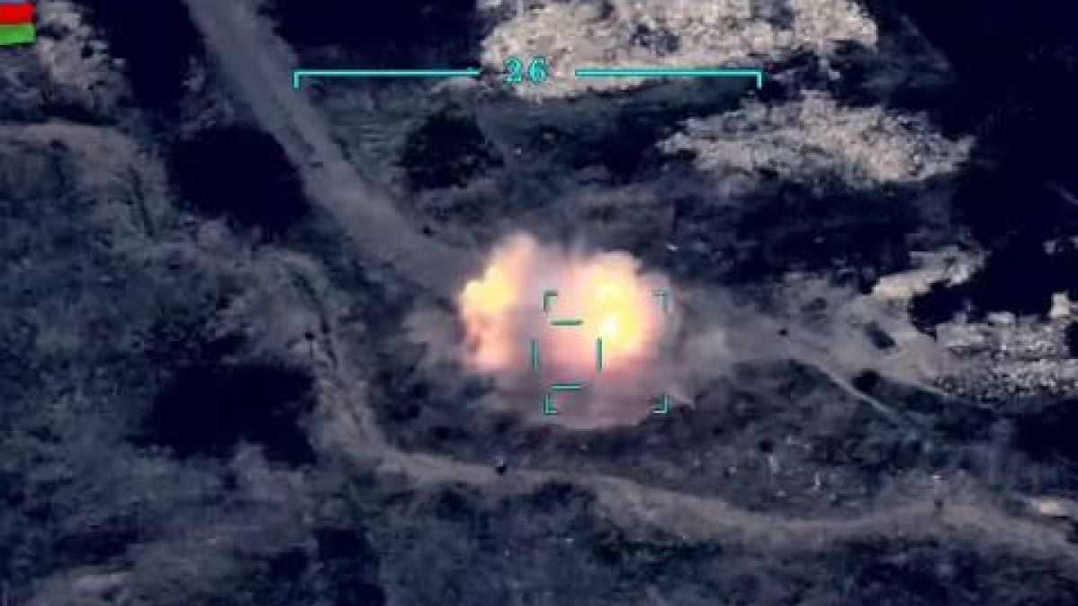 Войната бушува: Азербайджан пусна страховито ВИДЕО от ожесточените сражения с Армения
