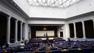 Политолог посочи кои 5 партии влизат в новия парламент и каква ще е ролята на Слави 