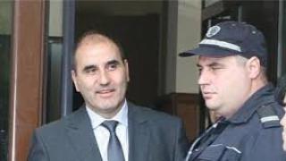 Изригнаха срещу Цветанов: Няма да позволим да парадира с финансовата мощ на тъщата си