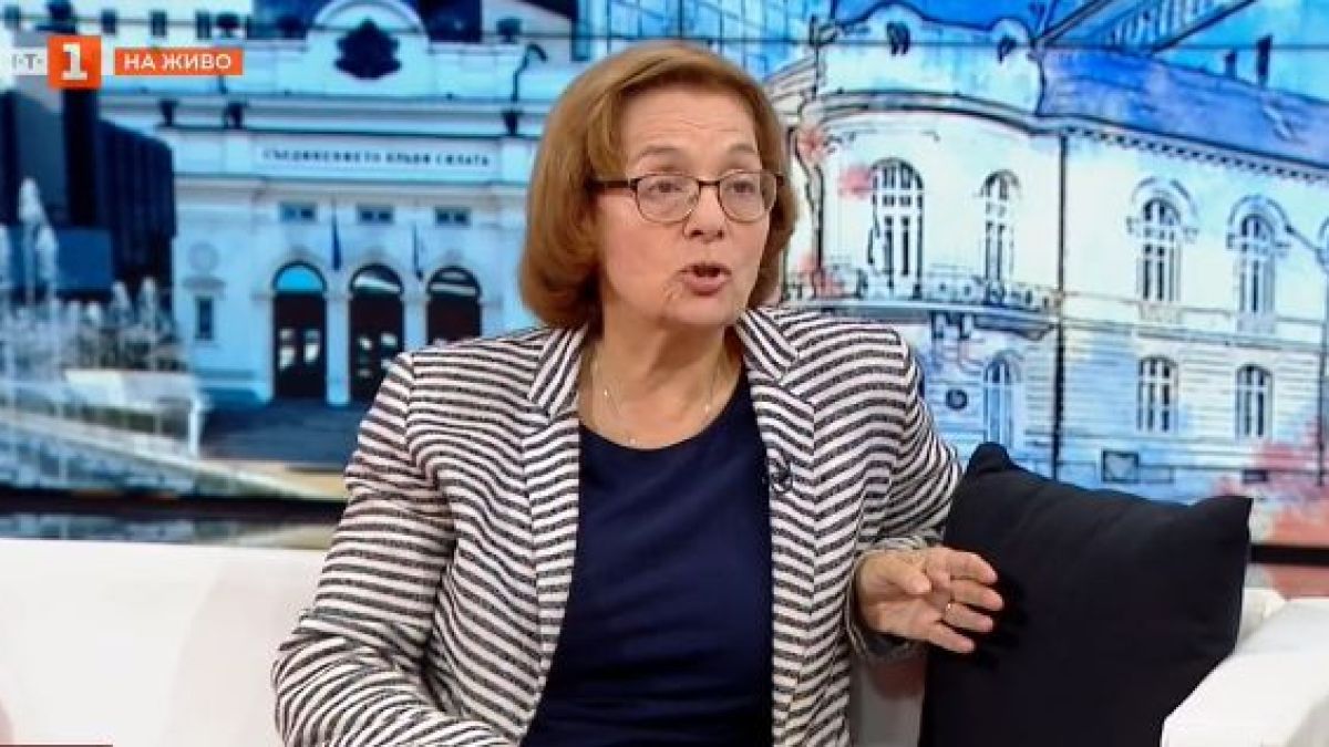 Коларова: Протестът изчезва, защото е...
