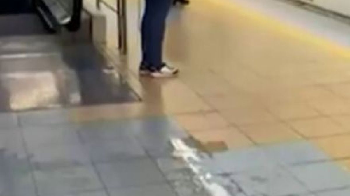 Проблем с новото метро в София СНИМКА
