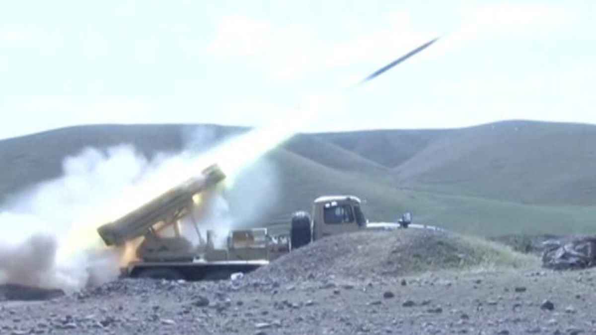 Армения показа ново ВИДЕО от бойните действия в Нагорни Карабах