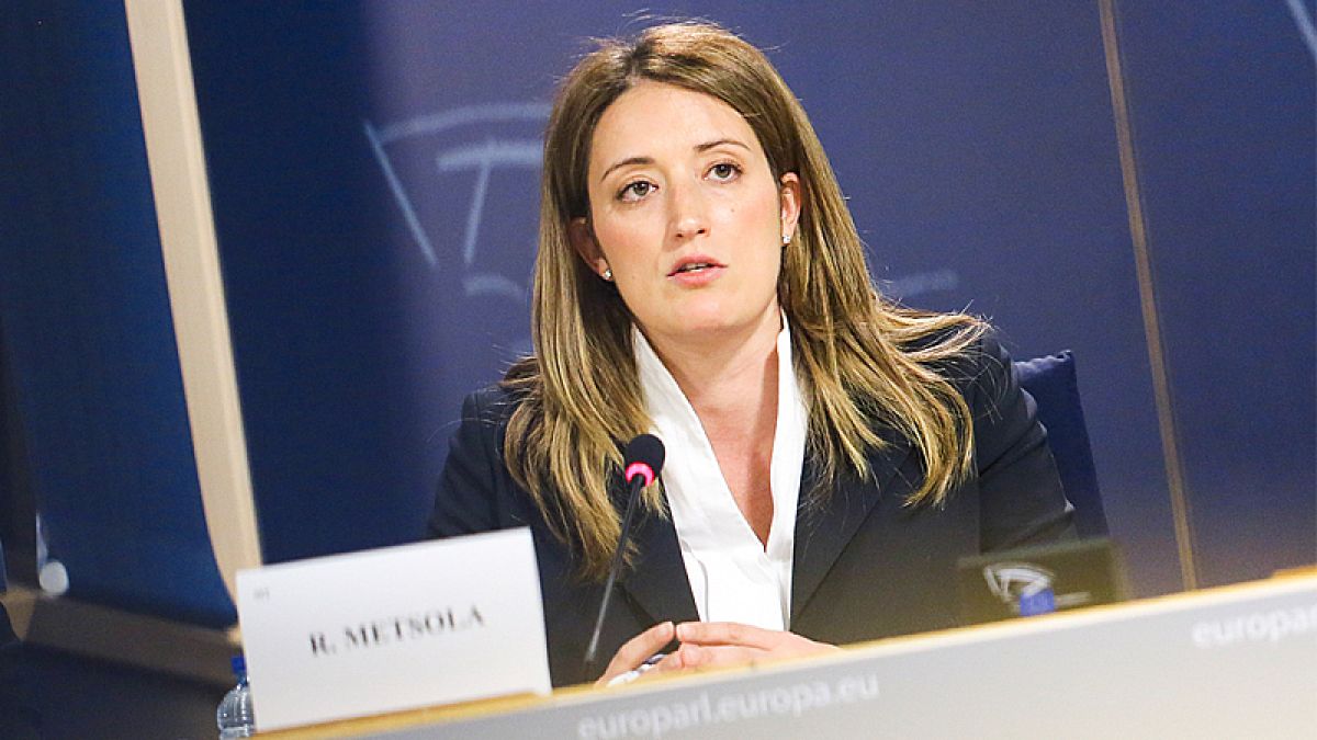 Роберта Мецола отговори на писмото на Радев за доклада за РСМ