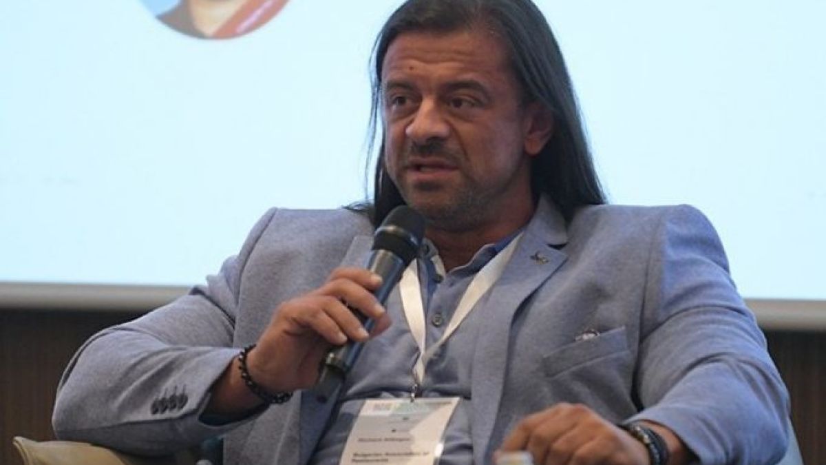 Алибегов: Заведенията инвестираха между 3000 и 8000 лева в обектите си заради пандемията, готови сме за зимния сезон
