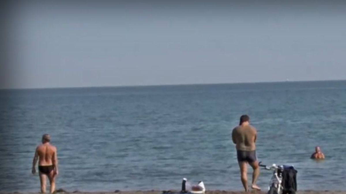 Такова чудо в Бургас може да се види през юни, но насред есен... ВИДЕО 