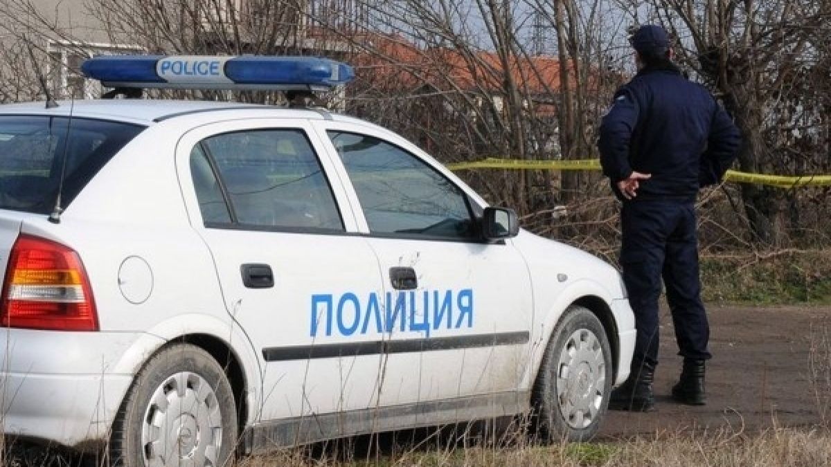Хитър циганин нахлу посред нощ в имота на старица, но сметките му излязоха криви и...  