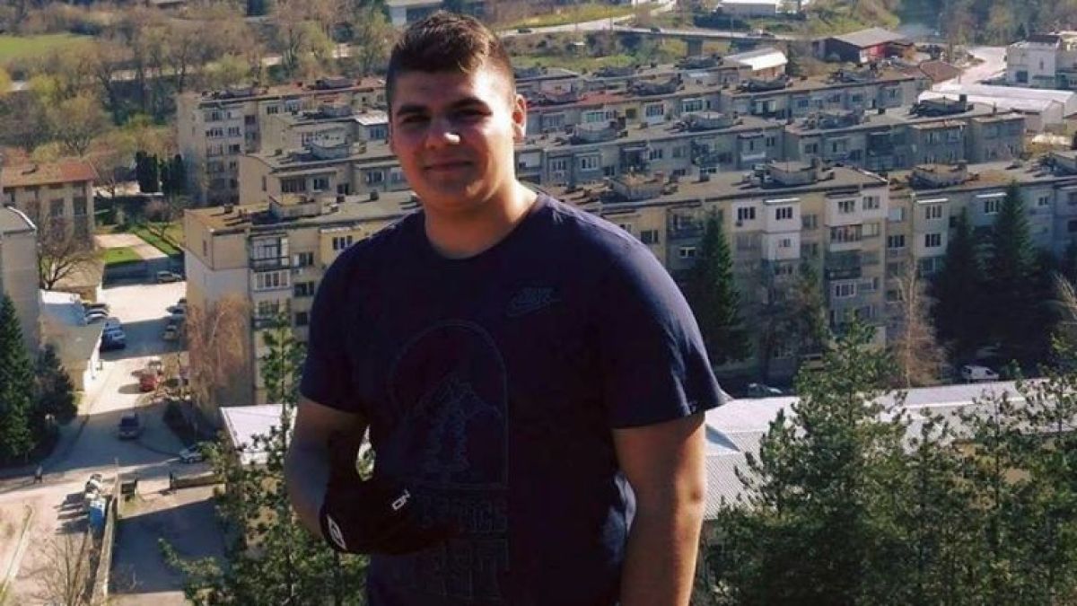 Два месеца след смъртта на абитуриента с К-19, във Велико Търново ще направят...