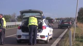 Голяма беля сполетя дядо, аварирал с колата си на входа на Бургас СНИМКИ