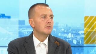Пазарен икономист се притесни, че държавата развързала кесията за повишаване на пенсии и заплати