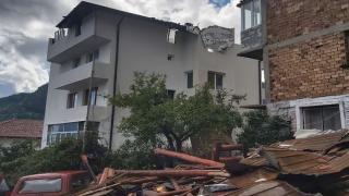 Общината помага на пострадалите след вчерашния ураганен вятър в Смолян