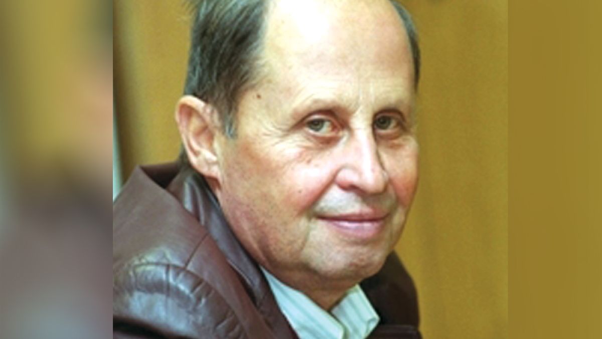 Атанас Звездинов: Не можеш да пишеш без вяра. Какво е поетът, ако не му вярват?