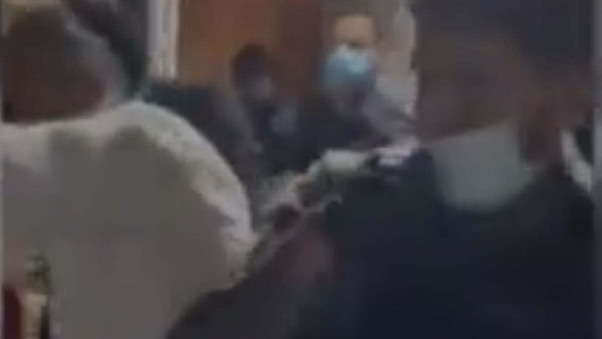 Полиция брутално разгони и глоби сватбари без маски ВИДЕО
