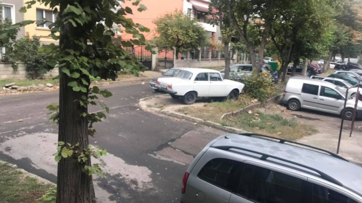 Страшна стихия удари Варна и Бургас: За минути побеля, но не от сняг ВИДЕО 