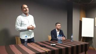 Арестуваният авер на Цветанов се качил на тузарския си Мерцедес след...