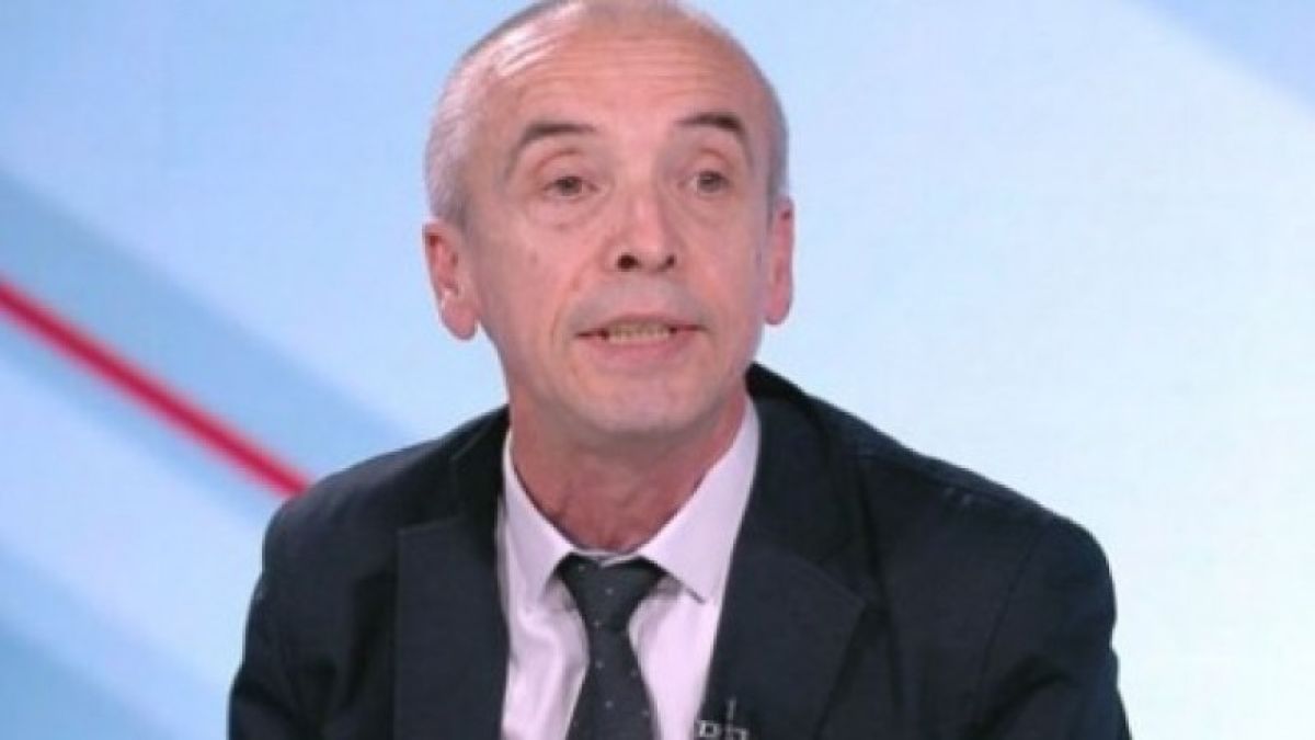 И Фейсбук посече противоречивия Мангъров 