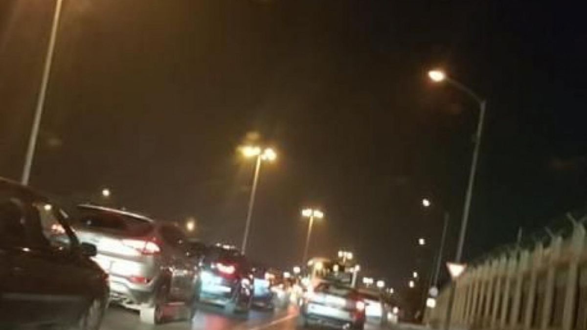 Тузарски джип и двама цигани на кон подлудиха София СНИМКИ