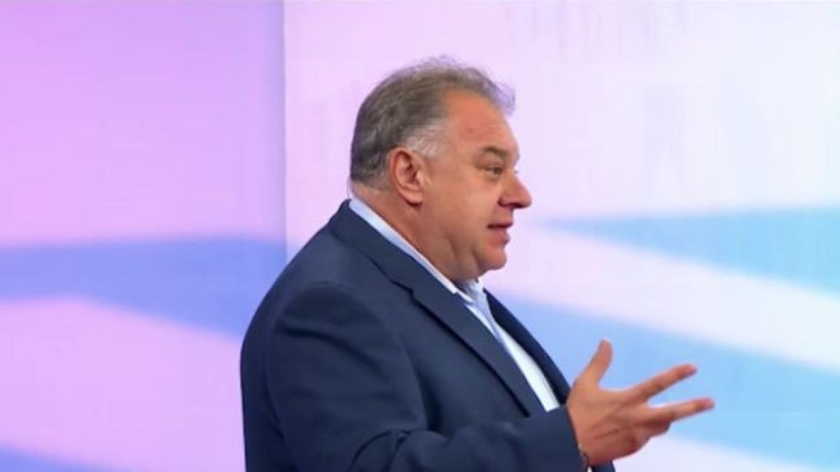 Д-р Ненков изригна заради шашма с К-19: Ако някой се опитва да клати правителството, Господ да го убие!