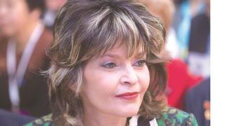 Проф. Шаренкова: БСП е ярка опозиция от 4 години, докато други протестъри от т. нар. градска опозиция бяха министри на Борисов и негови клакьори