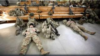 Скандал! Американска военна база пуска секс статуси, а после твърди, че е хакната СНИМКА 18+