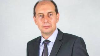 К-19 прати в болница кмета на община Златица СНИМКИ